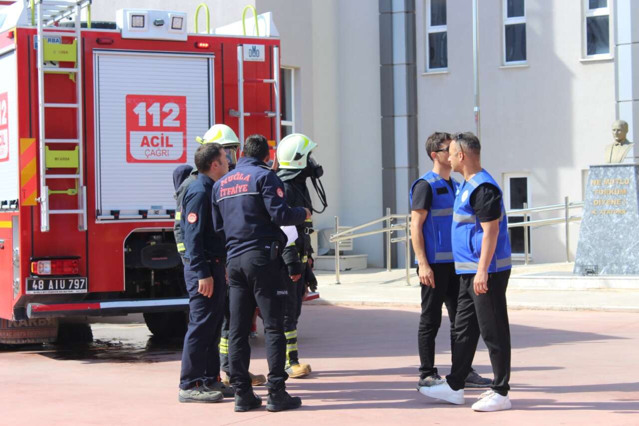 Muğla’da Yangın Tatbikatı Gerçeğini Aratmadı 18